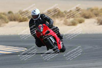 media/Mar-28-2022-Superbike Trackdays (Mon) [[b8603d0f67]]/Open Track Time/Turn 16/